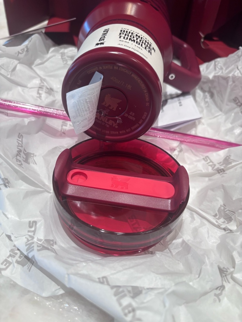 Stanley Metallic Pink Cherry-Accent Insulated Tumbler with Handle - Picture 5 of 12